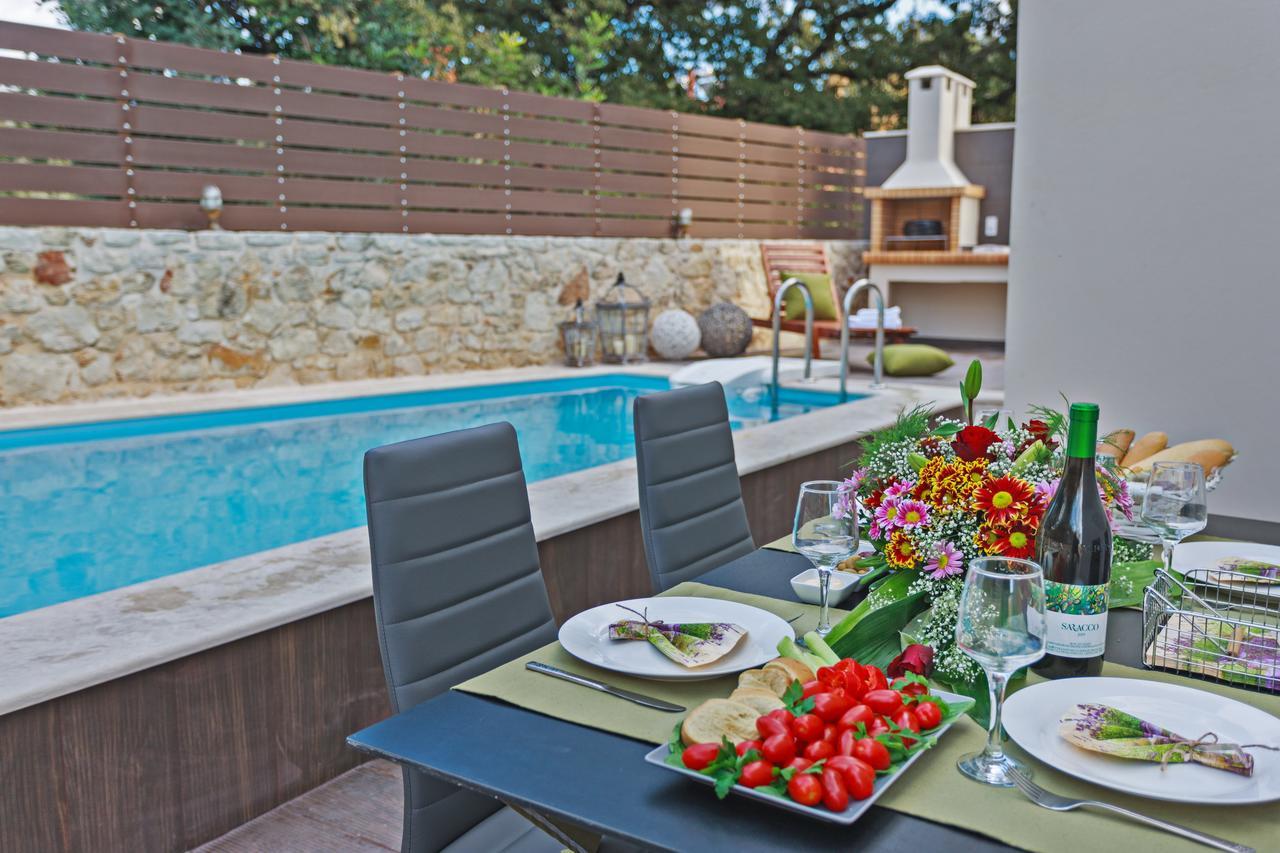 All Seasons Villas Gállos 外观 照片